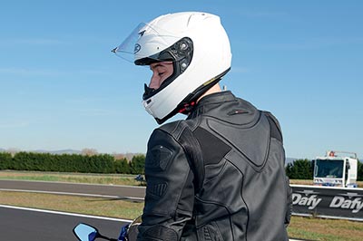 Le casque HJC RPHA70