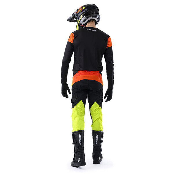 Pantalon Master - 2024